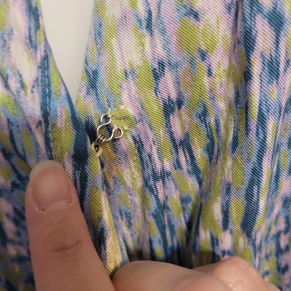 Anthropologie Pilcro Tisha Surplice Blouse, VGUC, Size XS - Picture 7 of 11